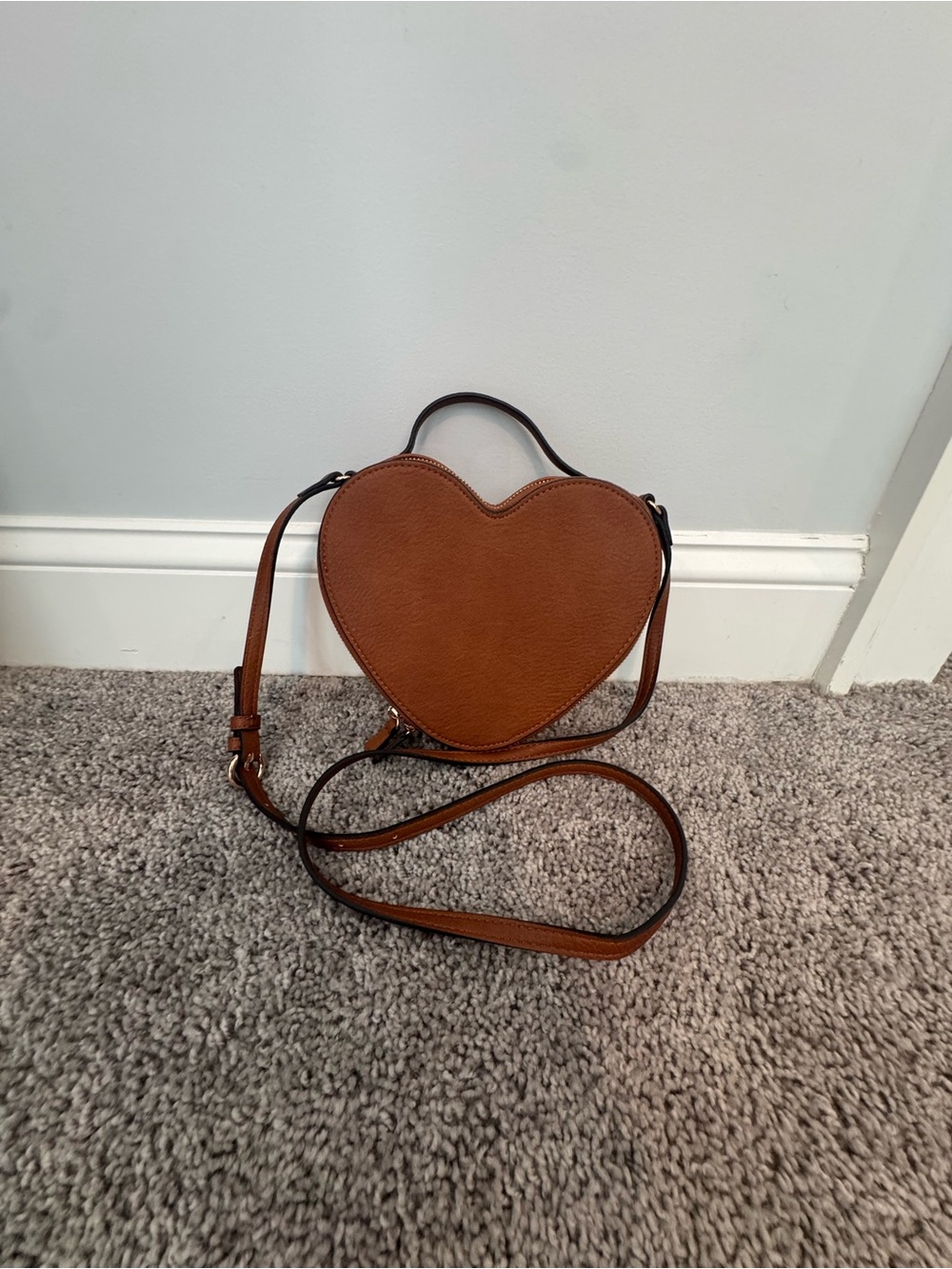 LC Lauren Conrad Heart Crossbody Bag in Brown